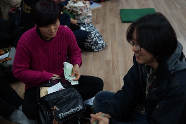 돈을 주시죠 2.JPG